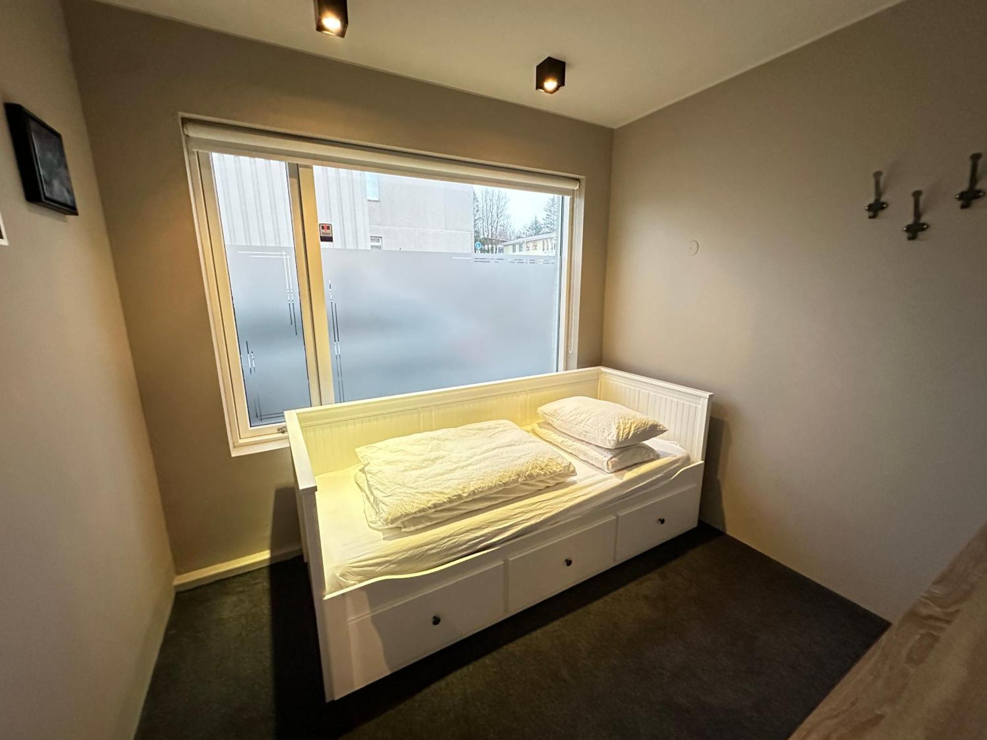 Spacious And Family Friendly In Kopavogur Reykjavik