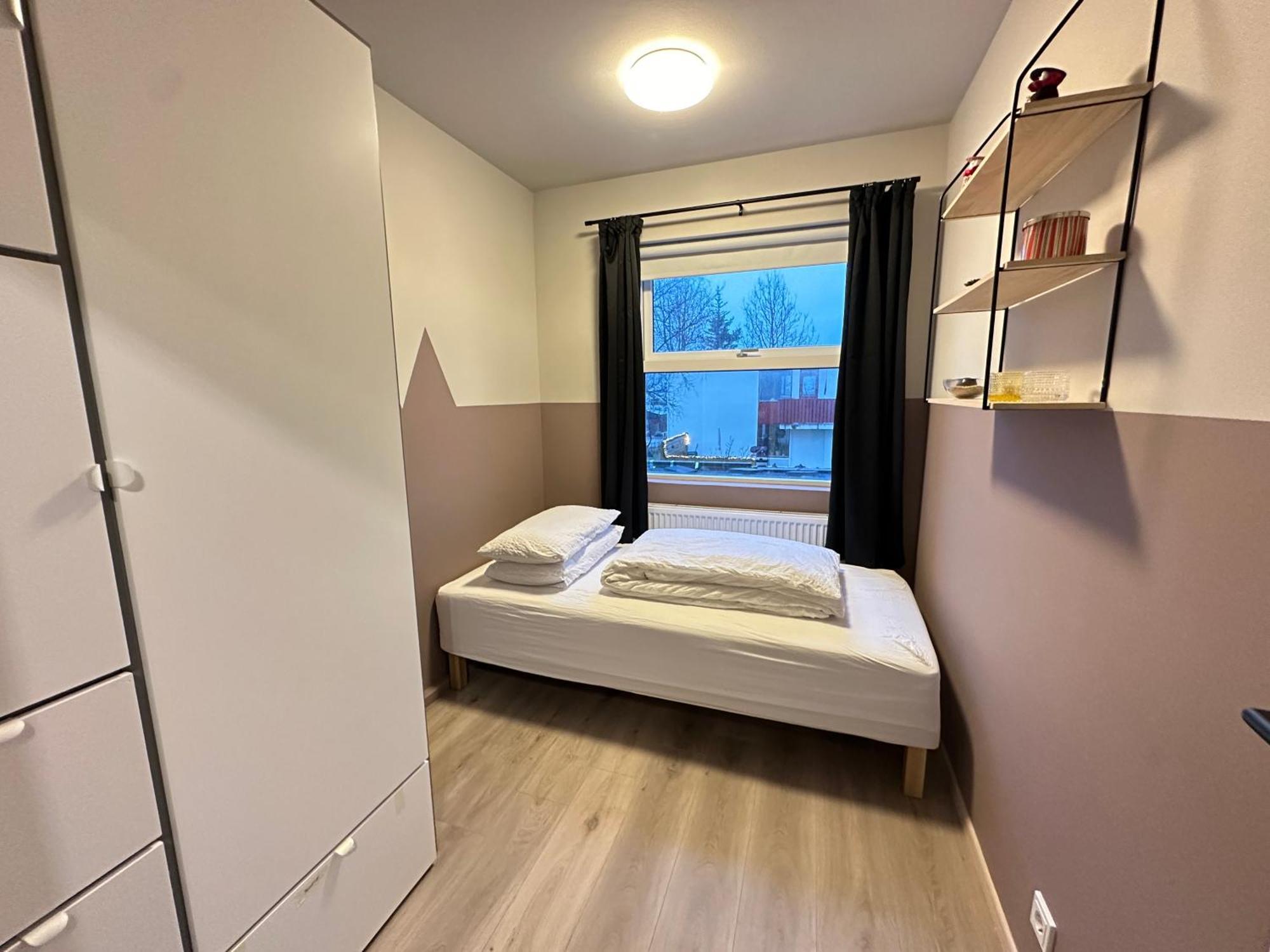 Spacious And Family Friendly In Kopavogur *