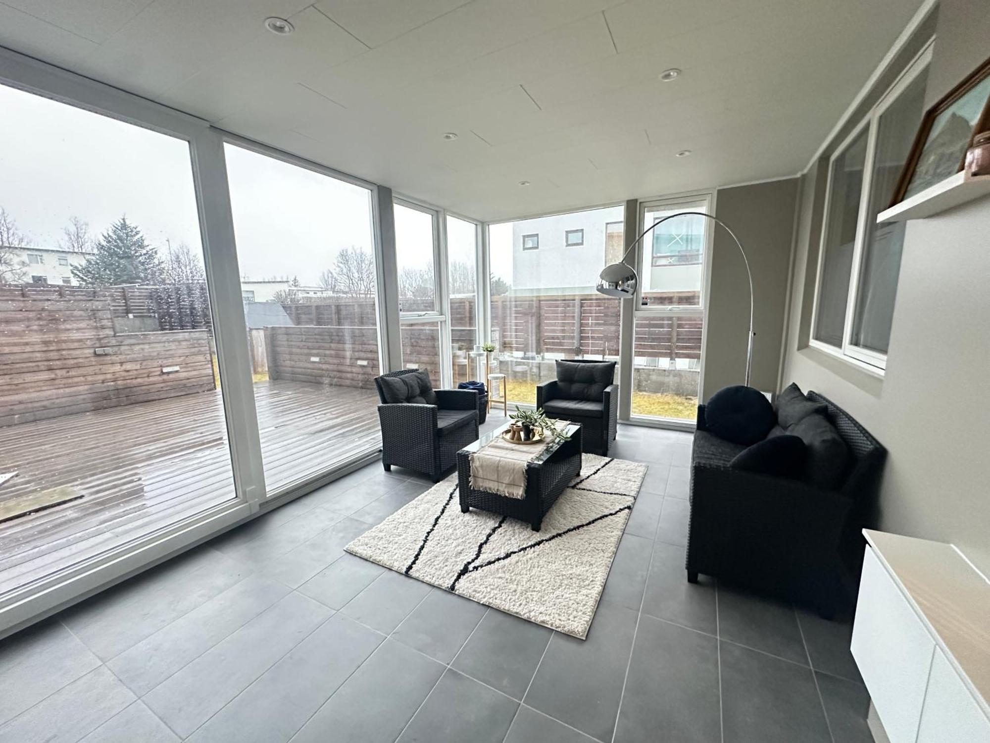 Spacious And Family Friendly In Kopavogur Apartment
