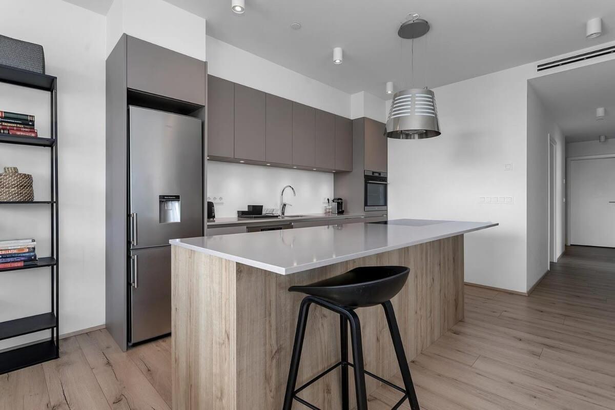 Spacious Luxury 3br With 2 Bathrooms 1003 * Reiquiavique