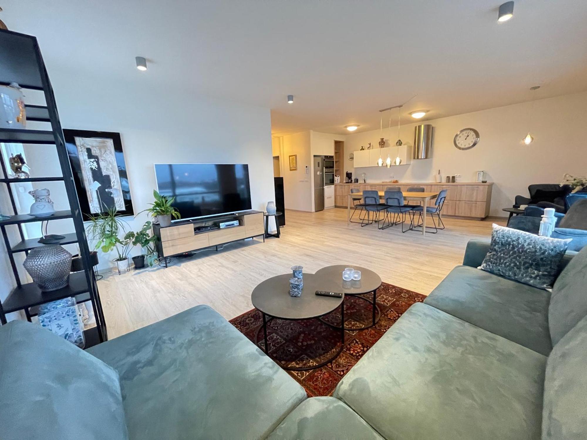 Modern And Spacious 3 Bedroom In Kopavogur Apartment *