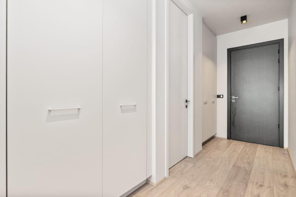 Modern Lux Retreat With 2br&2ba Heart Of The City