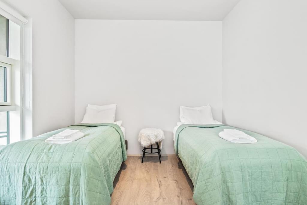 Modern Lux Retreat With 2br&2ba Heart Of The City Apartment *