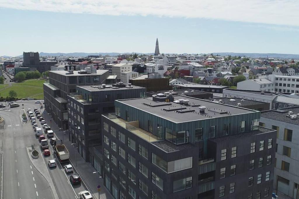 Modern Lux Retreat With 2br&2ba Heart Of The City Reykjavik