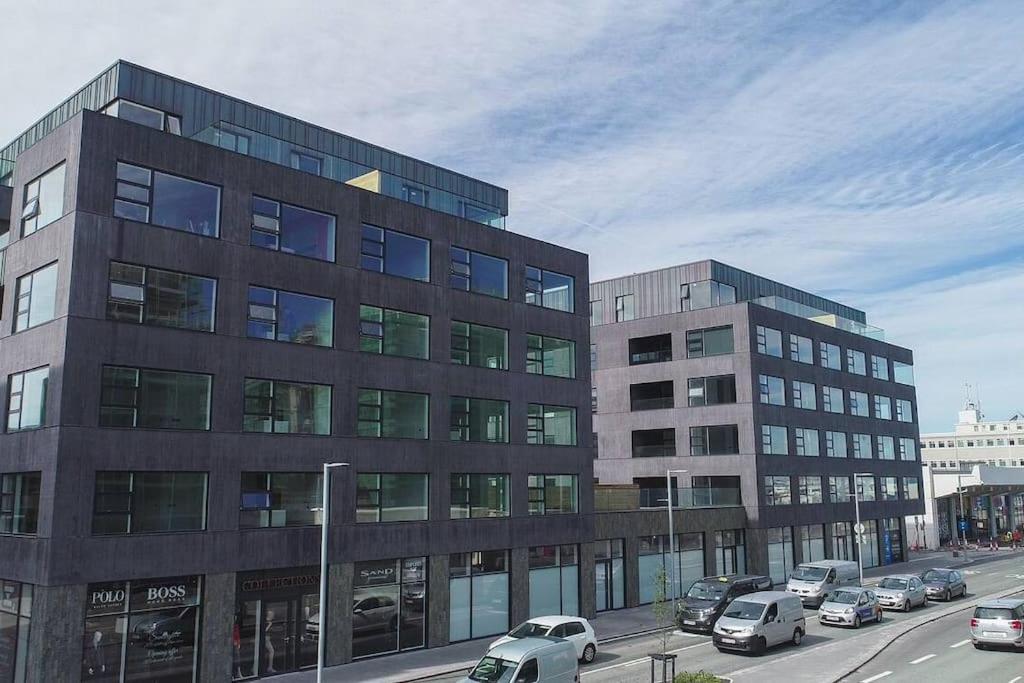 Modern Lux Retreat With 2br&2ba Heart Of The City Apartment