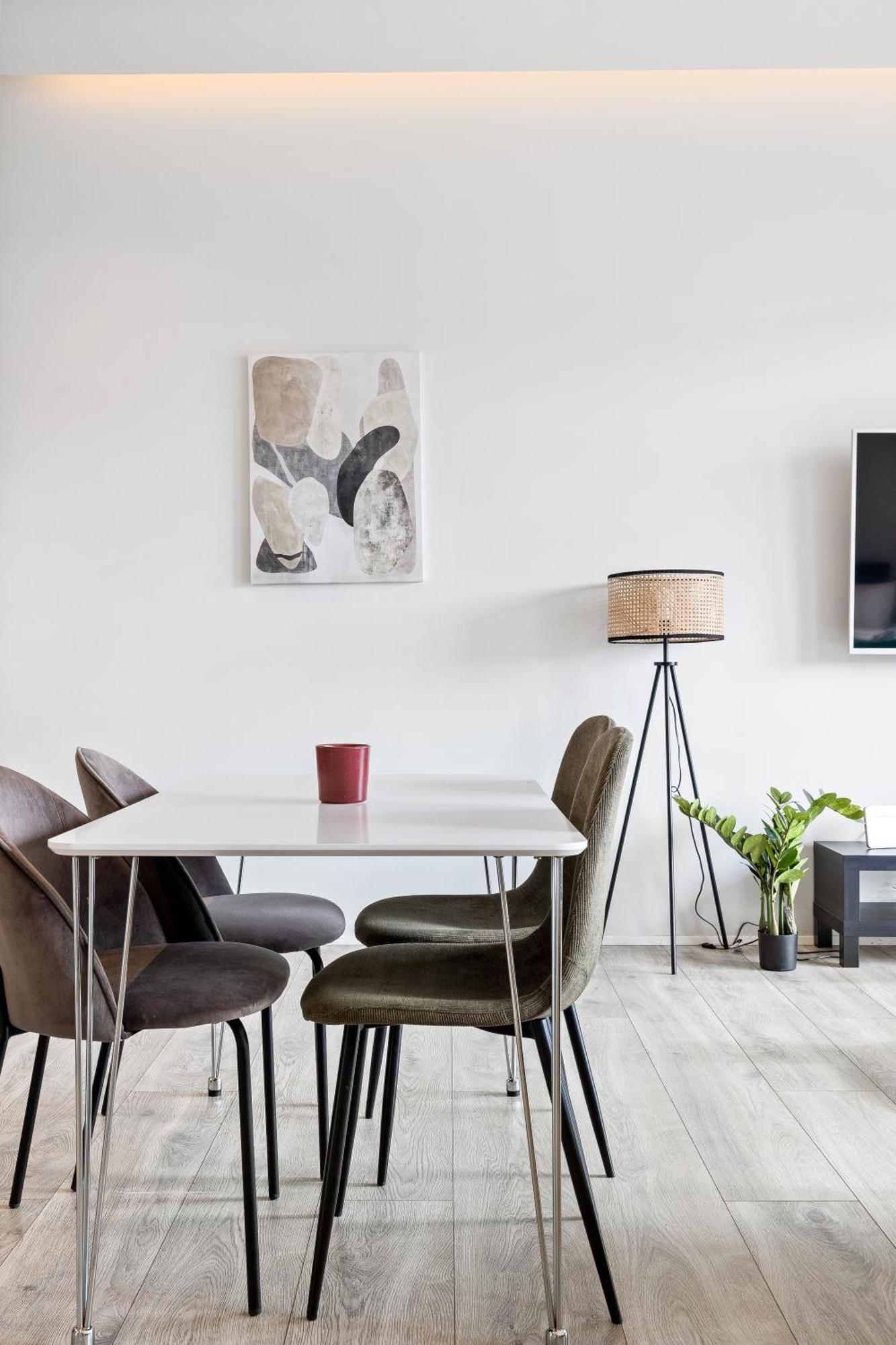 Apartment 65