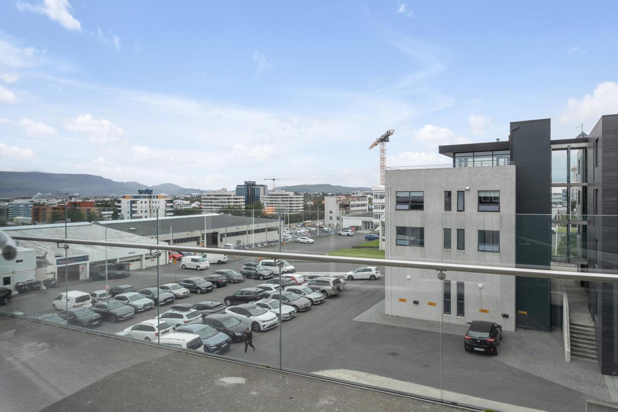 Aska Hotel