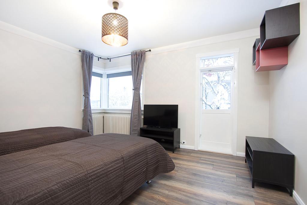 Guest house Nordurey 3*