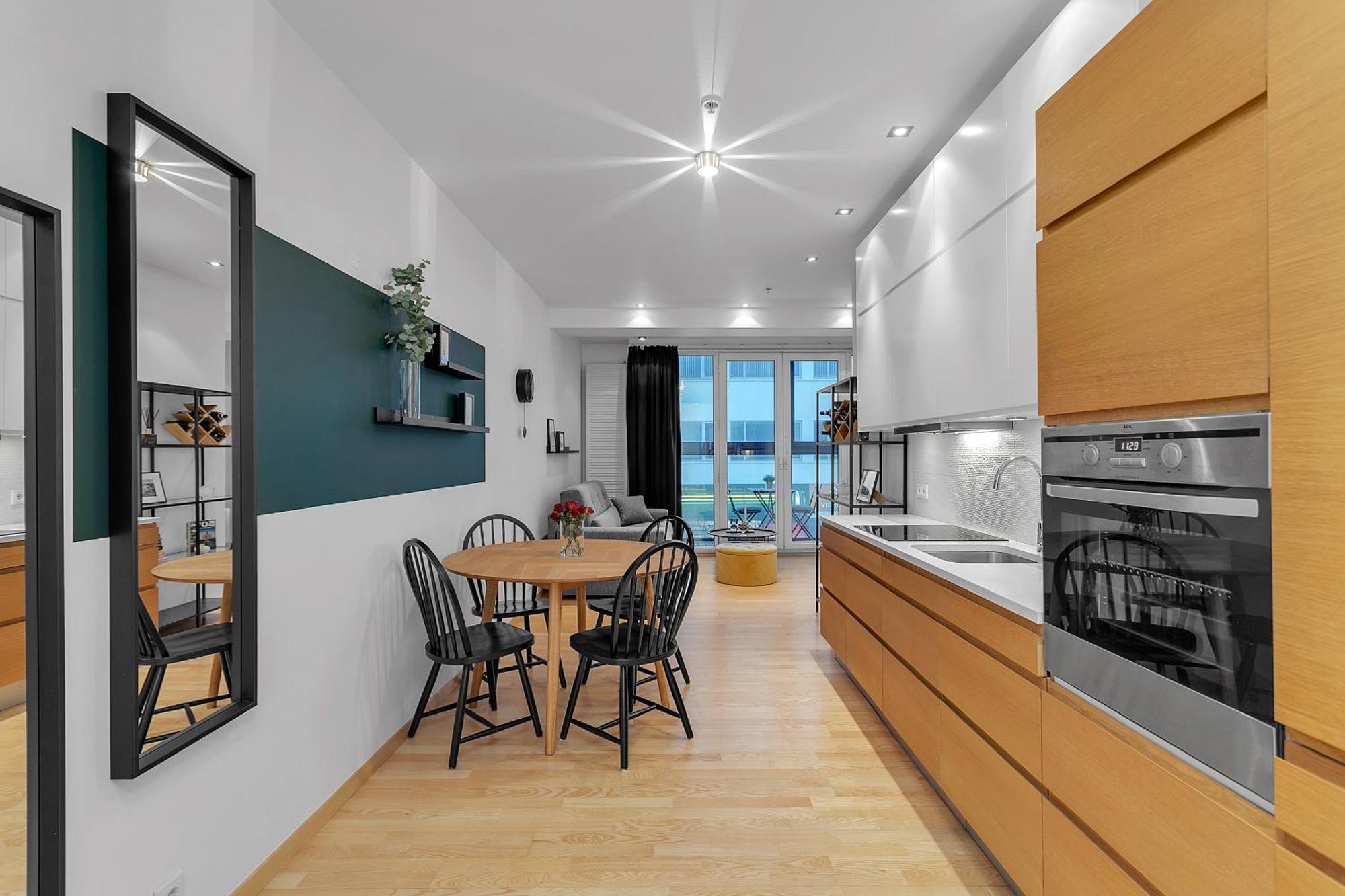 Apartment Centrally Located Modern 1br Reykjavik