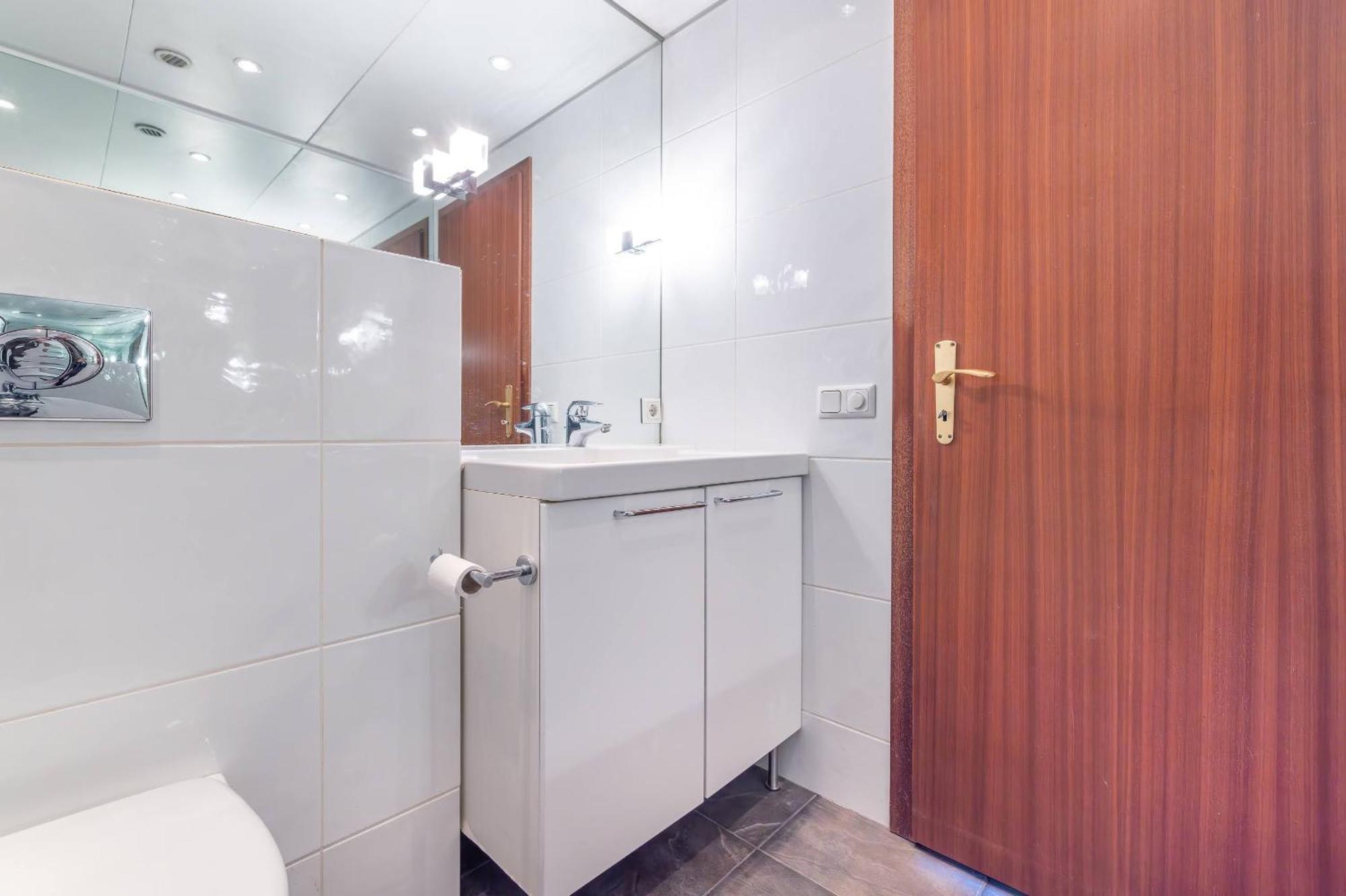 Stylish 2Br With Parking In The Heart Of Reykjavik * Reykjavik