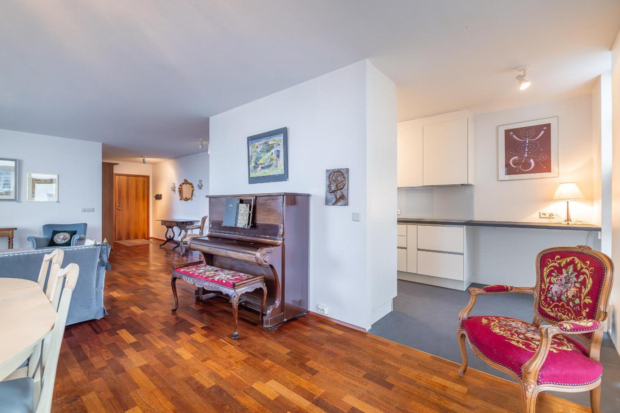 Stylish 2Br With Parking In The Heart Of Reykjavik