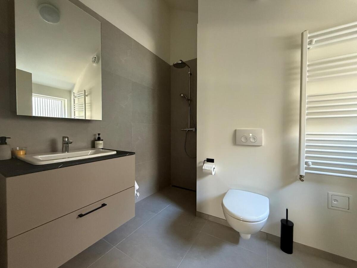 Downtown Modern Luxury 101