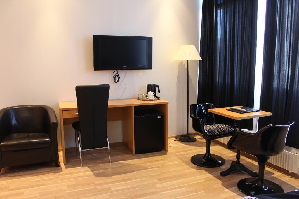 Hotel 4th Floor