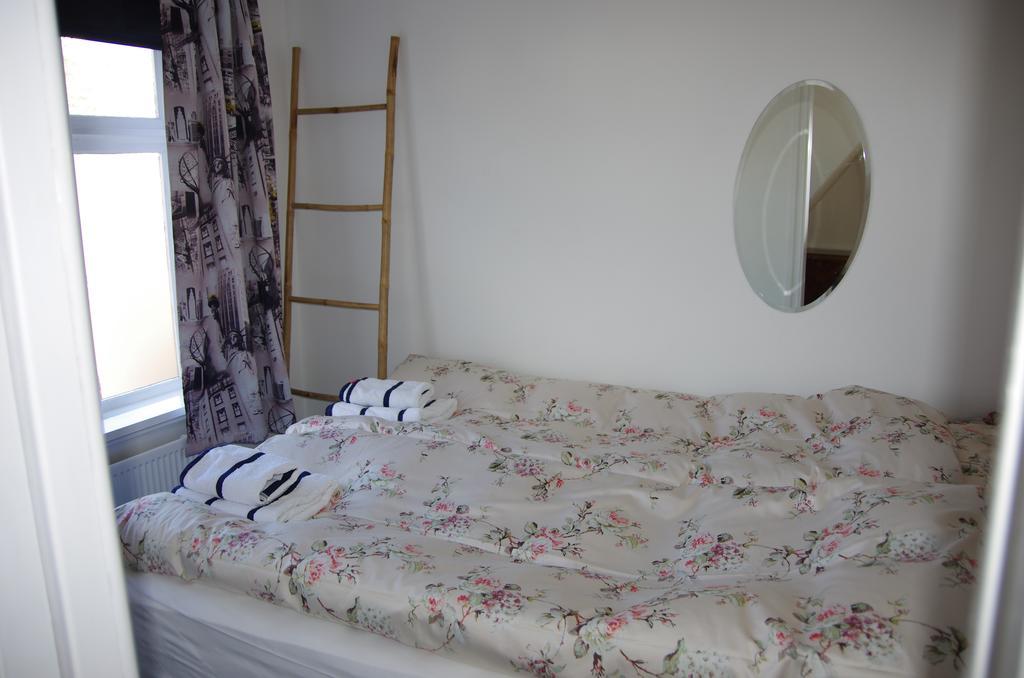 Felicia's Flat
