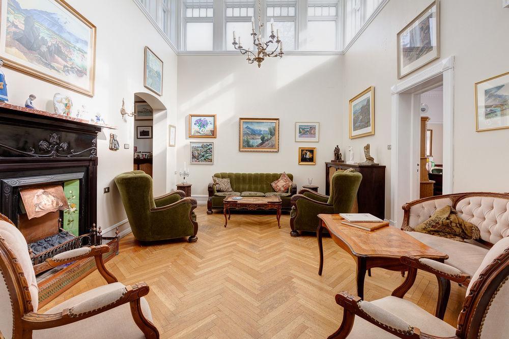 Guest house Galtafell 3*