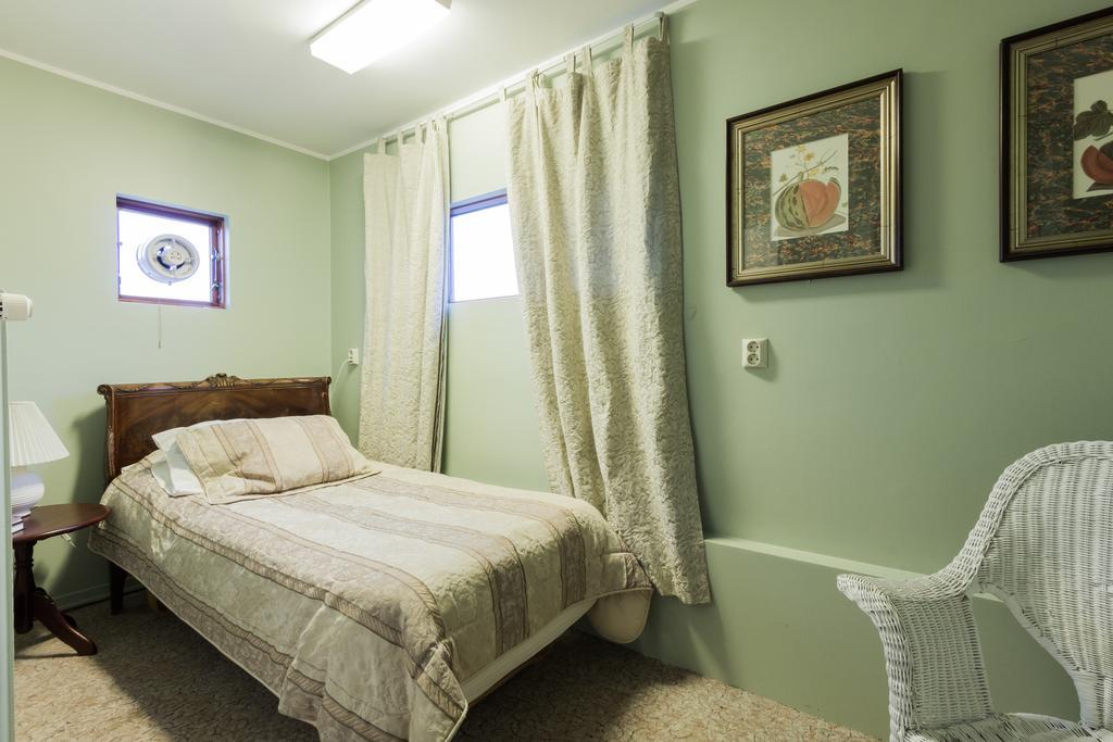 Anna Guest house