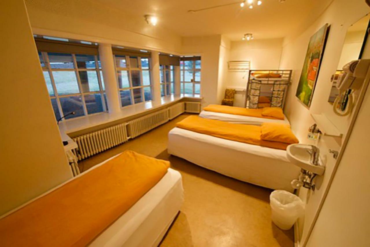 Hostel B47 *